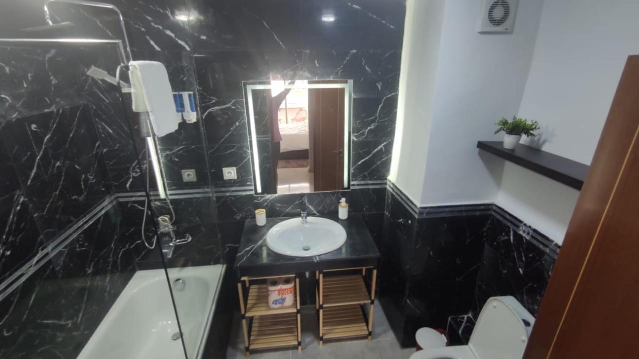 Holiday Apartments In Tanger Boulevard Dış mekan fotoğraf